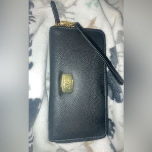 🔥FREE w/ purchase JOY MANGANO wristlet wallet
